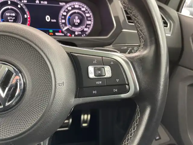 フォルクスワーゲン ティグアン TDI 4モーション Rライン 道央・札幌 2018(平30)年 9.3万km オリックスホワイトパールエフェクト ・4WD/ディーゼルターボ/サンルーフ/・オールインセーフティ/・9.2インチメーカー純正ナビ/・BT/CD/SD/USB(AppleCarPlay/AndroidAuto)/・360°ビューカメラ/・アダプティブクルーズコントロール/・パワーバックドア/・LEDオートライト/フォグランプ/・ヘッドアップディスプレイ/・レザーシート/シートヒーター/パワーシート/・アイドリングストップ/・スマートキー×2/・ETC2.0/・ドライブレコーダー前方/・純正AW付きサマータイヤ積込