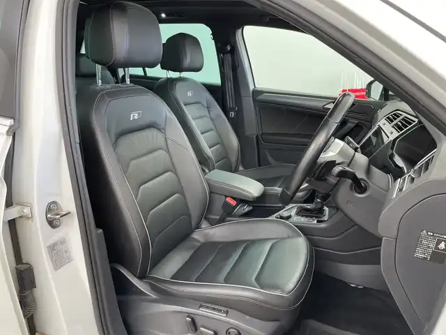 フォルクスワーゲン ティグアン TDI 4モーション Rライン 道央・札幌 2018(平30)年 9.3万km オリックスホワイトパールエフェクト ・4WD/ディーゼルターボ/サンルーフ/・オールインセーフティ/・9.2インチメーカー純正ナビ/・BT/CD/SD/USB(AppleCarPlay/AndroidAuto)/・360°ビューカメラ/・アダプティブクルーズコントロール/・パワーバックドア/・LEDオートライト/フォグランプ/・ヘッドアップディスプレイ/・レザーシート/シートヒーター/パワーシート/・アイドリングストップ/・スマートキー×2/・ETC2.0/・ドライブレコーダー前方/・純正AW付きサマータイヤ積込