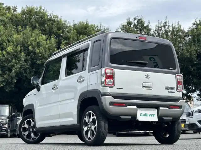 スズキ ハスラー Jスタイル ターボ 長崎県 2021(令3)年 2.7万km ピュアホワイトパール/ガンメタリック2トーン ワンオーナー/純正ナビ（9インチ）/・Bluetoothオーディオ/USBオーディオ/・Apple CarPlay/AndroidAuto/・フルセグTV/DVD/全方位モニター/セーフティサポート/・レーンキープアシスト/・アダプティブクルーズコントロール/シートヒーター（前席）/純正１５インチアルミ/LEDヘッドランプ/・オートライト/オートマチックハイビーム/J STYLEエンブレム（バックドア）/ビルトインETC/シートバックテーブル/ステアリングリモコン/スマートキー/純正シートカバー/取扱説明書/保証書/スペアキー1本