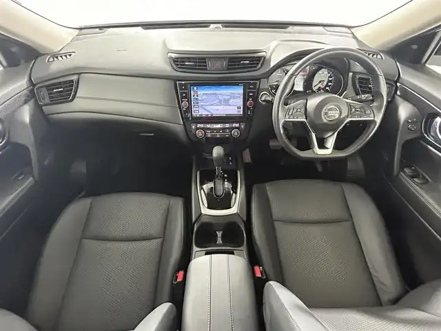 日産 エクストレイル 20Xi 佐賀県 2019(平31)年 3.5万km ブリリアントホワイトパール 純正9型ナビ/AM/FM/フルセグTV/CD/DVD/Bluetooth/AUX/USB/インテリジェントアラウンドビューモニター/プロパイロット/レーダークルーズコントロール/エマージェンシーブレーキ/レーンディパーチャーワーニング/インテリジェントルームミラー/アイドリングストップ/ドライブレコーダー/パワーバックドア/ETC/電子パーキング/オートホールド/クイックコンフォート/LEDヘッドライト/オートマチックハイビーム/フォグランプ/純正18インチアルミホイール/フロアマット/ドアバイザー/スペアキー