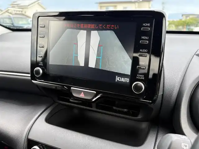 トヨタ ヤリスクロス ハイブリッド G 大分県 2021(令3)年 5.1万km ホワイトパールクリスタルシャイン ・8インチメーカナビ/(BT/USB/AppleCarPlay)/・全方位カメラ/・ステアリングヒーター/・レーダークルーズコントロール/・レーンキープアシスト/・プリクラッシュセーフティ/・クリアランスソナー/・リアトラフィックモニター/・プッシュスタート/・シートヒーター/・ドライブレコーダー/・純正LEDヘッドライト/・オートライト/・オートマチックハイビーム/・ビルトインETC/純正フロアマット