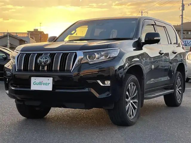 トヨタ ランドクルーザー プラド TX Lパッケージ 広島県 2021(令3)年 10.8万km ブラック ワンオーナー/純正メモリナビ/　【BT/Miracast/DTV】/パノラミックビューモニター/フロント/両サイド/バックカメラ/プリクラッシュセーフティー/レーダークルーズコントロール/ブラインドスポットモニター/先行車発進告知/ロードサインアシスト/クリアランスソナー/バックセンサー/レザーシート/シートヒーター/エアシート/パワーシート/ビルトインETC2.0/オートライト/純正LEDライト/フォグランプ/プッシュスタート/純正１９インチアルミホイール/純正ドアバイザー/リアプライバシーガラス/純正フロアマット/スペアキー【スマートキー】/ウインカーミラー/社外ドライブレコーダー(DC-DR412)/取扱説明書