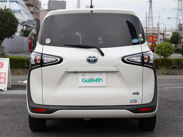 トヨタ シエンタ ハイブリッド G セーフティエディション 神奈川県 2020(令2)年 5.8万km ホワイトパールクリスタルシャイン ワンオーナー /両側パワースライドドア /セーフティセンス（衝突回避支援パッケージ）/：先行車発進告知機能/純正ドラレコ（フロント）/インテリジェントクリアランスソナー/クルーズコントロール/クリアレンズLEDリアコンビネーションランプ/：LEDヘッドランプ/：フロントフォグランプ/ステアリングヒーター/：シートヒーター （前席）/ビルトインETC2.0/純正フロアマット/：ドアバイザー/トヨタコネクトナビ（NSZT-W68T）/：フルセグTV/：CD DVD再生/：Bluetoohオーディオ/：全方位モニター/純正アクセントステッカー/ーーーーーーーーーーーーーーーーーーーーーーーー/保証書/取扱説明書/ナビ取説/スペアスマートキー×1本