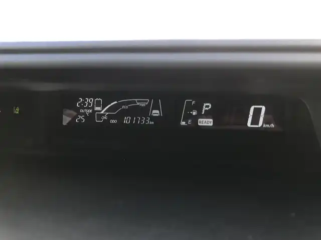 トヨタ アクア G G’s 栃木県 2016(平28)年 10.2万km ライムホワイトパールクリスタルシャイン 株)IDOMが運営する【じしゃロン小山店】の自社ローン専用車両になります。こちらは現金またはオートローンご利用時の価格です。自社ローンご希望の方は別途その旨お申付け下さい//禁煙車/純正フルセグナビ/（CD/DVD/AM/FMラジオ）/(Bluetooth)/スマートキー/プッシュスタート/バックカメラ/ＥＴＣ/クルーズコントロール/車線逸脱警報/プリクラッシュセーフティ/シートヒーター/ステアリングリモコン/電動格納ドアミラー/パワーウインドウ/オートライト/オートマチックハイビーム/防眩ミラー