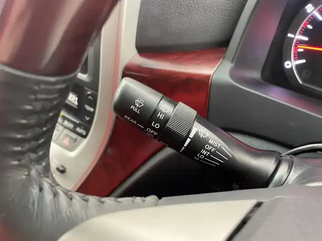 トヨタ ヴェルファイア 3．5Z 大分県 2009(平21)年 9.6万km ホワイトパールクリスタルシャイン 純正HDDナビ/（CD/DVD/Bluetooth）/バックカメラ/両側パワースライドドア/クルーズコントロール/ビルトインETC/クリアランスソナー/ウッドコンビステアリング/ステアリングスイッチ/スマートキープッシュスタート/純正アルミホイール/オートライト