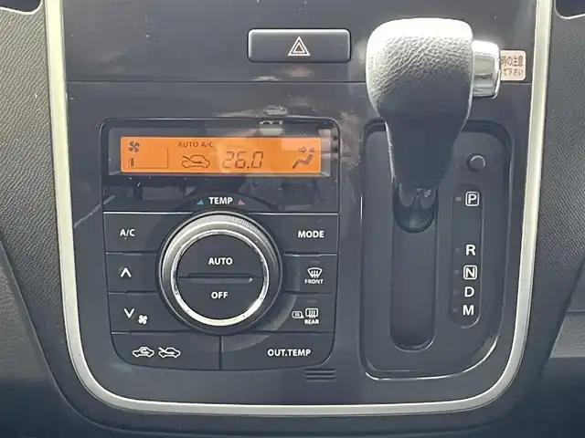 スズキ ワゴンＲ スティングレー T 岐阜県 2011(平23)年 8.3万km シルキーシルバーメタリック 4WD/スマートキー/SDナビ/【Bluetooth．CD.DVD.AM/FM．TV】/ETC/バックカメラ/純正アルミホイール/ベンチシート/シートヒーター/オートライト/フォグライト/ドアバイザー/ウィンカーミラー/保証書/取扱説明書/スペアキー