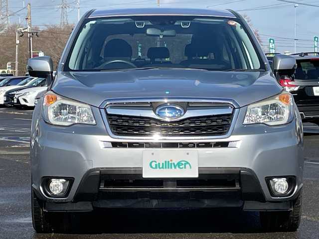 スバル フォレスター 2．0i－L アイサイト 道央・札幌 2015(平27)年 6.4万km アイスシルバーメタリック ４WD/社外メモリーナビ/CD/DVD/BT/フルセグ/アイサイト/衝突被害軽減ブレーキ/横滑り防止装置/レーダークルーズコントロール/レーンキープアシスト/XMODE/SI-DRIVE/バックカメラ/ビルトインETC/アイドリングストップ/前席シートヒーター/革巻きステアリング/ステアリングリモコン/パドルシフト/プッシュスタート/スマートキー/LEDヘッドライト/オートライト/フォグランプ/電動格納ミラー/ウィンカーミラー/純正フロアマット/ドアバイザー