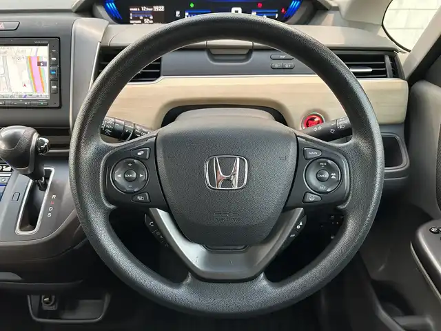 ホンダ フリード G ホンダセンシング 福岡県 2019(平31)年 3.1万km プレミアムスパークルブラックパール 純正7型SDナビ(CD/BT)バックモニターホンダセンシングレーダークルーズコントロール両側パワスラETC純正LEDヘッドライトスマートキープッシュスタート/シートカバー有り