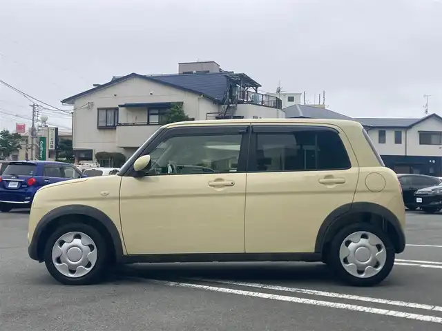 スズキ ラパン S 静岡県 2020(令2)年 1.8万km シフォンアイボリーM エンジンスタートボタン/パワーステアリング/パワーウィンドウ/アイドリングストップ/マニュアルエアコン/スマートキー/純正SDナビ（BT.ワンセグ）/D席シートヒーター/純正アルミホイール/ABS/横滑り防止装置/コーナーセンサー後のみ/レーンキープアシスト/オートライト/Wエアバック/衝突軽減システム