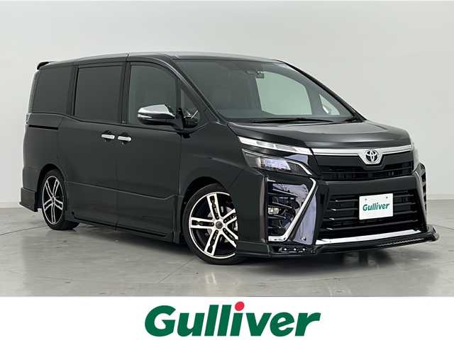 トヨタ ヴォクシー ZS 煌Ⅲ 宮城県 2021(令3)年 3.5万km ブラック ALPIBE10型フリップダウンモニター/Toyota Safety Sense P	/・プリクラッシュセーフティ	/・レーンディパーチャーアラート	/・オートマチックハイビーム	/・クリアランスソナー/クルーズコントロール/ALPINE11型ナビ/・CD.DVD.SD.USB.BT.HDMI/フルセグTV/バックカメラ/社外エアロパーツ（F.S.R）/スピードマフラー/両側パワースライドドア/ハーフレザーシート/社外ドライブレコーダー（FR）/ビルトインETC/プッシュスタート/スマートキー/横滑り防止装置/アイドリングストップ/LEDヘッドライト/イエローフォグランプ/社外18inAW/ロールサンシェード/シートバックテーブル
