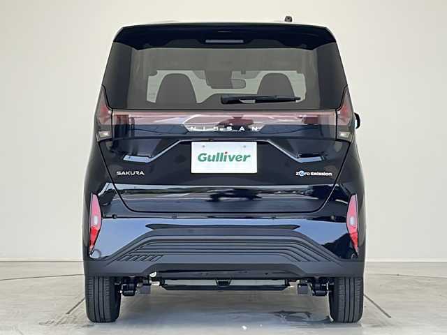 日産 サクラ X 愛知県 2024(令6)年 0.3万km 黒 衝突軽減システム/純正9型ナビ/フルセグ/CD DVD/Bluetooth/バックカメラ/コーナーセンサー/純正アルミホイール/LEDヘッドライト/オートマチックハイビーム/ETC/ステアリングスイッチ/スマートキー/プッシュスタート