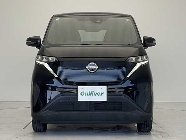 日産 サクラ X 愛知県 2024(令6)年 0.3万km 黒 衝突軽減システム/純正9型ナビ/フルセグ/CD DVD/Bluetooth/バックカメラ/コーナーセンサー/純正アルミホイール/LEDヘッドライト/オートマチックハイビーム/ETC/ステアリングスイッチ/スマートキー/プッシュスタート