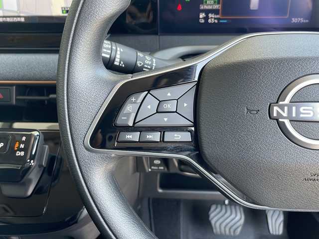 日産 サクラ X 愛知県 2024(令6)年 0.3万km 黒 衝突軽減システム/純正9型ナビ/フルセグ/CD DVD/Bluetooth/バックカメラ/コーナーセンサー/純正アルミホイール/LEDヘッドライト/オートマチックハイビーム/ETC/ステアリングスイッチ/スマートキー/プッシュスタート