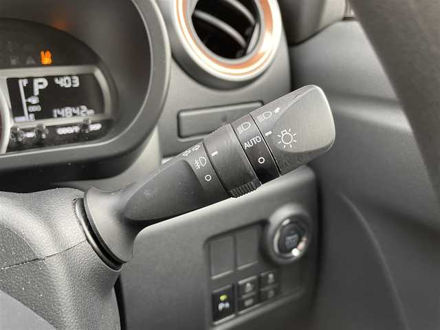 トヨタ パッソ モーダ　チャーム 栃木県 2023(令5)年 1.5万km ピンクⅡ スマートアシスト3/・衝突回避支援ブレーキ/・誤発進抑制制御機能/・車線逸脱警報機能/・オートハイビーム/・先行車発進お知らせ機能/純正メモリナビ/TV/AM/FM/CD/Bluetooth/全方位カメラ/ETC/前後ドライブレコーダー/ハーフレザーシート/シートヒーター/スマートキー×2/LEDヘッドライト/LEDフォグランプ/アイドリングストップ/コーナーセンサー/純正14インチAW