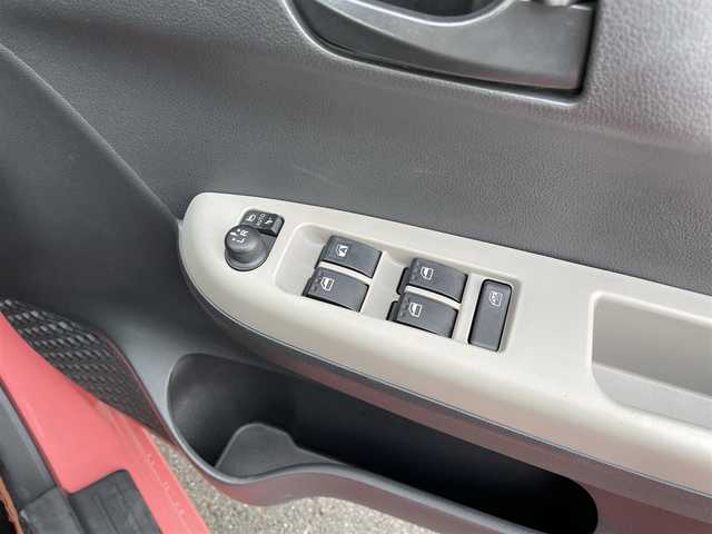 トヨタ パッソ モーダ　チャーム 栃木県 2023(令5)年 1.5万km ピンクⅡ スマートアシスト3/・衝突回避支援ブレーキ/・誤発進抑制制御機能/・車線逸脱警報機能/・オートハイビーム/・先行車発進お知らせ機能/純正メモリナビ/TV/AM/FM/CD/Bluetooth/全方位カメラ/ETC/前後ドライブレコーダー/ハーフレザーシート/シートヒーター/スマートキー×2/LEDヘッドライト/LEDフォグランプ/アイドリングストップ/コーナーセンサー/純正14インチAW