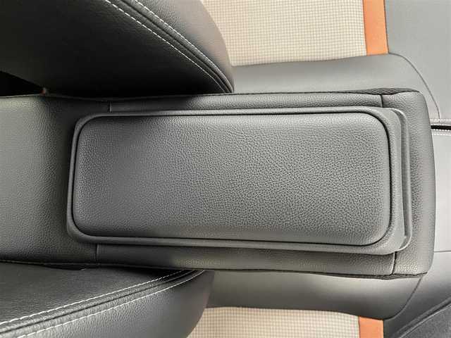 トヨタ パッソ モーダ　チャーム 栃木県 2023(令5)年 1.5万km ピンクⅡ スマートアシスト3/・衝突回避支援ブレーキ/・誤発進抑制制御機能/・車線逸脱警報機能/・オートハイビーム/・先行車発進お知らせ機能/純正メモリナビ/TV/AM/FM/CD/Bluetooth/全方位カメラ/ETC/前後ドライブレコーダー/ハーフレザーシート/シートヒーター/スマートキー×2/LEDヘッドライト/LEDフォグランプ/アイドリングストップ/コーナーセンサー/純正14インチAW