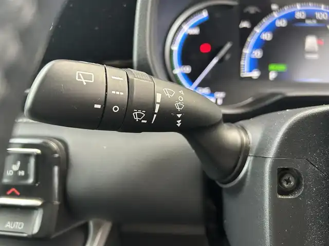 トヨタ ノア ハイブリッド S－Z 栃木県 2023(令5)年 3.4万km ホワイトパールクリスタルシャイン トヨタセーフティセンス/・プリクラッシュセーフティ/・レーンディパーチャーアラート/・レーントレーシングアシスト/・レーダークルーズコントロール/・オートマッチックハイビーム/・ロードサインアシスト/・ドライバー異常時対応システム/・プロアクティブドライビングアシスト/・発信遅れ告知機能/純正8インチディスプレイオーディオ/バックカメラ/ビルトインETC2.0/両側パワースライドドア/アクセサリーコンセント/クリアランスソナー/LEDヘッドライト/フォグランプ/ハーフレザーシート/シートヒーター/スマートキー