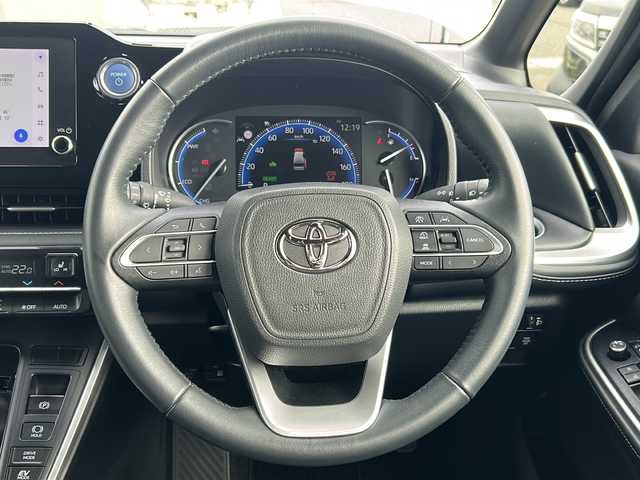トヨタ ノア ハイブリッド S－Z 茨城県 2023(令5)年 3.4万km ホワイトパールクリスタルシャイン Toyota Safety Sense/プリクラッシュセーフティ/パーキングサポートブレーキ/プロアクティブドライビングアシスト/レーンディパーチャーアラート/ロードサインアシスト/駐車支援システム/純正ディスプレイオーディオ/バックカメラ/Bluetooth/レーダークルーズコントロール/両側パワースライドドア/ハーフレザーシート/シートヒーター/純正17インチアルミホイール/LEDオートライト/オートマチックハイビーム/コーナーセンサー/ドライブレコーダー/スマートキー/ETC