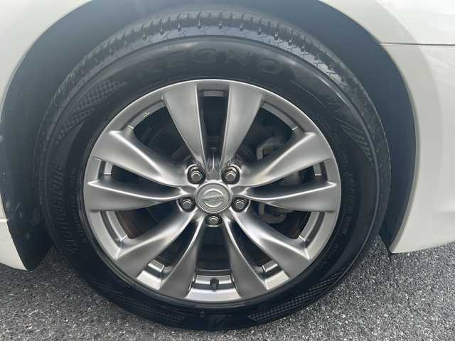 日産 フーガ ハイブリッド 埼玉県 2012(平24)年 7万km クリスタルホワイトパール (株)IDOMが運営する【じしゃロン熊谷店】の自社ローン専用車両になりますこちらは現金またはオートローンご利用時の価格です。自社ローンご希望の方は別途その旨お申付け下さい/純正ナビ/（ワンセグTV/Bluetooth/CD/DVD/AM/FM/）/ETC/バックカメラ/クルーズコントロール/オートライト/運転席ポジションメモリ/前席パワーシート/フォグランプ/HIDヘッドライト/ドアバイザー/純正AW/純正フロアマット/カーテンエアバッグ/車両・ナビ取扱説明書/保証書