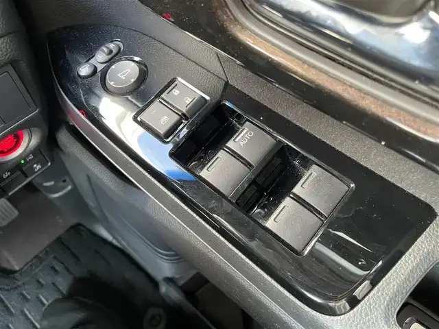 ホンダ Ｎ ＢＯＸ カスタム G L ホンダセンシング 宮崎県 2018(平30)年 4.2万km クリスタルブラックパール 純正ナビ「VXM-184VFi」/(AM.FM.Bluetooth.DVD.CD.USB)/フルセグTV/バックカメラ/片側パワースライドドア/ETC/ドライブレコーダー/レーダークルーズコントロール/レーンキープアシスト/衝突軽減ブレーキ/横滑り防止/オートエアコン/オートライト/電格ミラー/ステアリングスイッチ