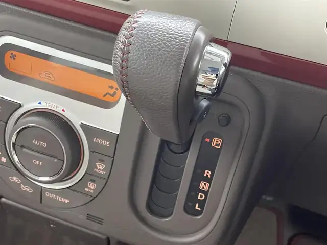 スズキ ラパン X 群馬県 2014(平26)年 7.4万km シャンパンピンクPM 禁煙車　純正ナビ　ＢＴ　ワンセグ　バックカメラ　アイドリングストップ　電動格納ミラー　オートライト　オートエアコン　ラパン専用コンビシート　ＨＩＤ　ナノイー　プッシュスタート　スマートキー　純正ＡＷ