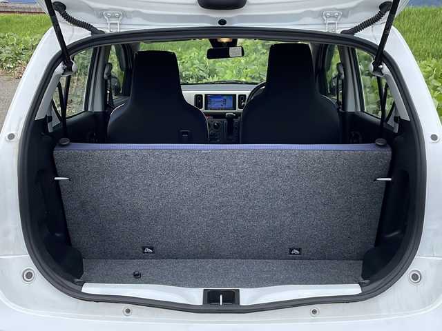 スズキ アルト L 新潟県 2020(令2)年 3.9万km スペリアホワイト 4WD/社外メモリナビ(CN-B301B)/BT/バックカメラ/衝突被害軽減ブレーキ/レーンキープアシスト/シートヒーター /コーナーセンサー/リモコンキー /オートライト/オートハイビーム