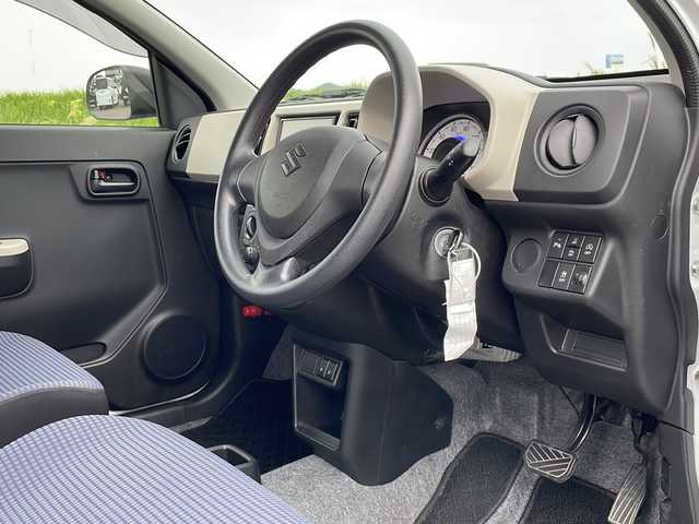 スズキ アルト L 新潟県 2020(令2)年 3.9万km スペリアホワイト 4WD/社外メモリナビ(CN-B301B)/BT/バックカメラ/衝突被害軽減ブレーキ/レーンキープアシスト/シートヒーター /コーナーセンサー/リモコンキー /オートライト/オートハイビーム