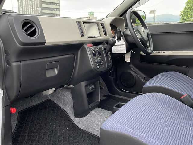 スズキ アルト L 新潟県 2020(令2)年 3.9万km スペリアホワイト 4WD/社外メモリナビ(CN-B301B)/BT/バックカメラ/衝突被害軽減ブレーキ/レーンキープアシスト/シートヒーター /コーナーセンサー/リモコンキー /オートライト/オートハイビーム