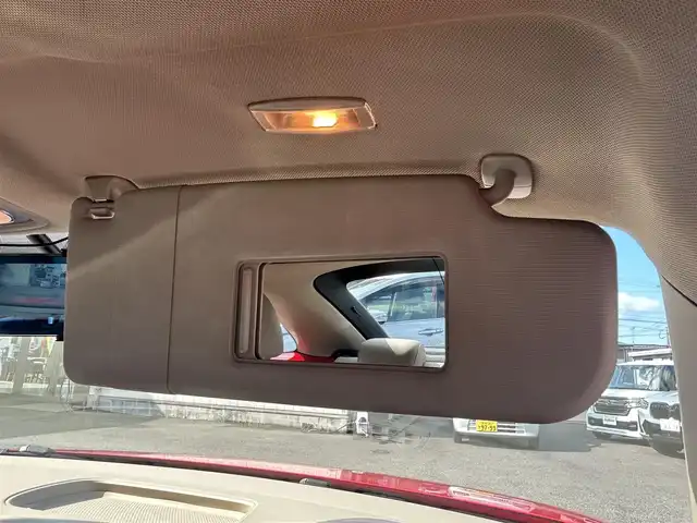 フォルクスワーゲン ザ・ビートル デザイン 大分県 2019(平31)年 8.1万km 赤 Volkswagen 純正ナビゲーションシステム/“716SDCW”【OP】/【Bluetooth/フルセグTV/DVD/CD/SD】/本革シート/前席シートヒーター/社外前後ドライブレコーダー/外部端子接続：USB/バックカメラ/スタティックコーナリングライト/ブラインドスポットディクション/ドライバー疲労検知システム/リアトラフィックアラート/ECS/ABS/ブレーキアシスト/バイセンキセノンヘッドライト【OP】/プッシュスタート/スマートキー2本/保証書/取扱説明書