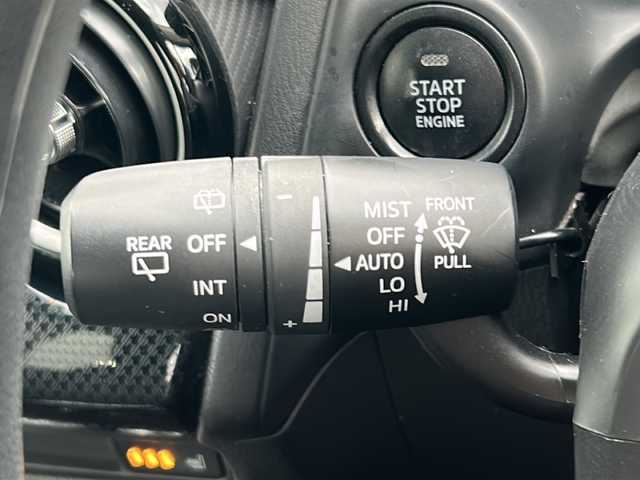 マツダ デミオ 13S 山形県 2018(平30)年 9.4万km エターナルブルーマイカ 禁煙車/4WD/衝突被害軽減システム/BSM/レーンキープアシスト/純正ナビ/（Bluetooth/CD/DVD/フルセグ)/全方位カメラ/LEDオートライト/DN席シートヒータ－/ステアリングスイッチ/ETC/純正フロアマット/社外AWスタッドレス(185/65/R15・6mm)4本積載/電動格納ウィンカーミラー/スマートキー/ドアバイザー