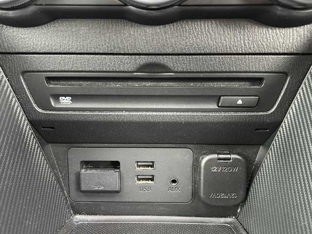 マツダ デミオ 13S 山形県 2018(平30)年 9.4万km エターナルブルーマイカ 禁煙車/4WD/衝突被害軽減システム/BSM/レーンキープアシスト/純正ナビ/（Bluetooth/CD/DVD/フルセグ)/全方位カメラ/LEDオートライト/DN席シートヒータ－/ステアリングスイッチ/ETC/純正フロアマット/社外AWスタッドレス(185/65/R15・6mm)4本積載/電動格納ウィンカーミラー/スマートキー/ドアバイザー