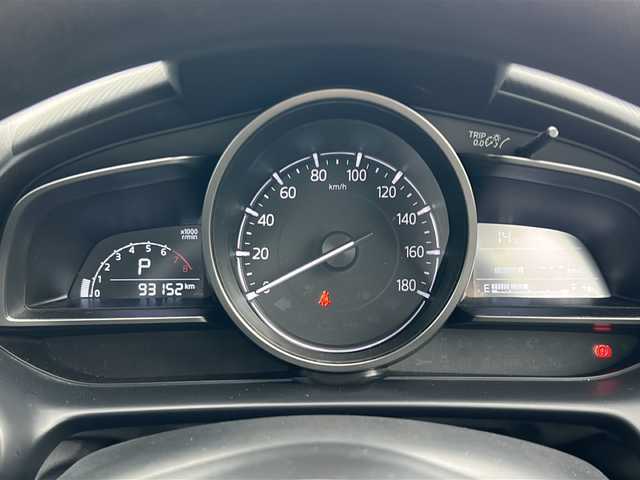 マツダ デミオ 13S 山形県 2018(平30)年 9.4万km エターナルブルーマイカ 禁煙車/4WD/衝突被害軽減システム/BSM/レーンキープアシスト/純正ナビ/（Bluetooth/CD/DVD/フルセグ)/全方位カメラ/LEDオートライト/DN席シートヒータ－/ステアリングスイッチ/ETC/純正フロアマット/社外AWスタッドレス(185/65/R15・6mm)4本積載/電動格納ウィンカーミラー/スマートキー/ドアバイザー