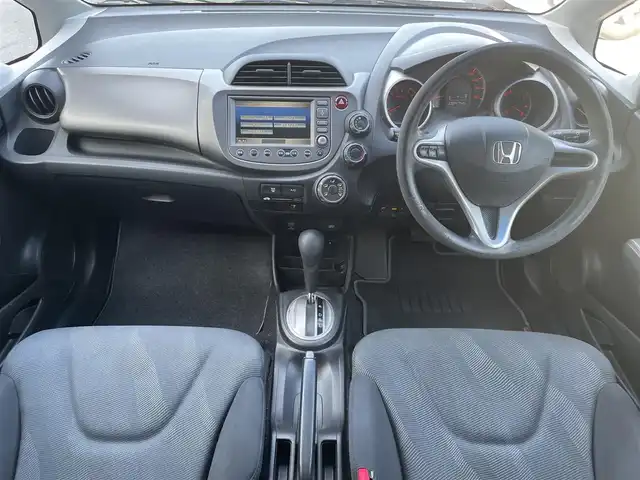 ホンダ フィット G スマートスタイルエディション 静岡県 2009(平21)年 8.5万km ミラノレッド 純正ナビ　/・ＴＶ　/・ＤＶＤ再生　/バックカメラ　/スマートキー　/純正フロアマット　/ドアバイザー　/ＡＢＳ　/取扱説明書　/保証書