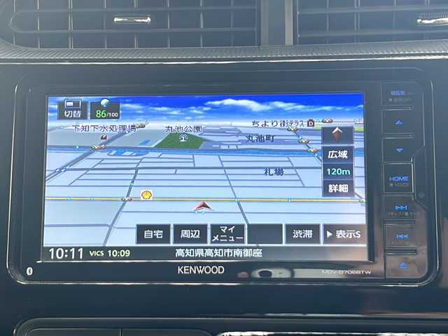 トヨタ アクア S スタイルブラック 高知県 2019(令1)年 9.7万km ホワイトパールクリスタルシャイン ワンオーナー　/フルセグナビ　/【Ｂｌｕｅｔｏｏｔｈ　ＣＤ　ＤＶＤ　ＴＶ　】/バックカメラ　/ドライブレコーダー　/社外アルミホイール　/ビルトインＥＴＣ　/レーンキープアシスト/衝突被害軽減システム/オートライト　/オートマチックハイビーム　/スペアキー/プッシュスタート/保証書/取扱説明書