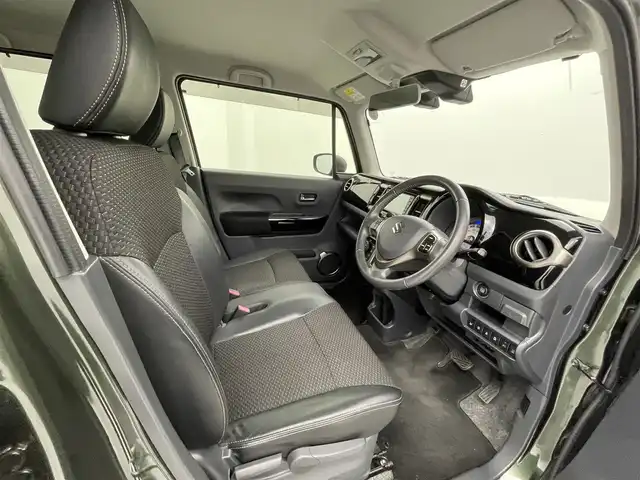 スズキ ハスラー Jスタイル Ⅱ ターボ 熊本県 2017(平29)年 3.4万km クールカーキパールメタリック/ホワイト2トーンルーフ 社外ナビ(KXM-E502W)/(CD・DVD/Bluetooth/TV)/純正ビルトインETC/ステアリングスイッチ/衝突被害軽減ブレーキ/レーンキープアシスト/アイドリングストップ/助手席下収納/MTモード付AT/パドルシフト/純正15インチアルミホイール/ハーフレザーシート/シートヒーター/純正フロアマット/キセノンヘッドライト/プッシュスタート/スマートキー/スペアキー