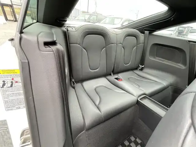 アウディ ＴＴクーペ 2．0 TFSI クワトロ 道央・札幌 2009(平21)年 13.7万km アイビスホワイト 4WD/純正HDDナビ/FM/AM/CD/DVD/BT/フルセグTV/横滑り防止システム/ハンドルシフト/MT付きAT/D・N席パワーシート/D・N席シートヒーター/ETC/電動格納ミラー/オートライト/リモコンキー