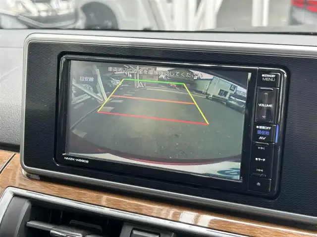 ダイハツ キャスト スタイル GプライムコレSAⅢ 静岡県 2020(令2)年 5.6万km ファイアークォーツレッドM 純正ナビ/・フルセグ/CD/DVD/Bluetooth/SD/USB/バックカメラ/ハーフレザーシート/革巻きステアリング/・ステアリングスイッチ/オートライト/スマートキー/・プッシュスタート/LEDヘッドライト/・フォグランプ/電動格納ミラー/純正アルミホイール/純正フロアマット/シートヒーター