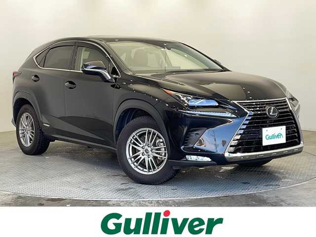 レクサス ＮＸ 300h Iパッケージ 栃木県 2020(令2)年 6.6万km グラファイトブラックガラスフレーク 三眼ヘッドライト/ムーンルーフ/エンジンスターター/純正ナビ/(フルセグTV・Bluetooth・CD・DVD・USB・SD)/バックカメラ/サイドカメラ/レクサスセーフティシステム+/　・衝突軽減システム/　・レーンキープアシストシステム/　・オートクルーズコントロール/　・オートハイビーム/前後コーナーセンサー/純正アルミホイール積込/ステアリングヒーター/シートヒーター/パワーシート/パワーバックドア/合皮シート/LEDオートライト/フォグランプ/純正フロアマット/電動パーキングブレーキ/ブレーキホールド/スペアキー2本/スマートキー/取扱説明書/保証書