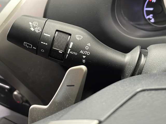 レクサス ＮＸ 300h Iパッケージ 栃木県 2020(令2)年 6.6万km グラファイトブラックガラスフレーク 三眼ヘッドライト/ムーンルーフ/エンジンスターター/純正ナビ/(フルセグTV・Bluetooth・CD・DVD・USB・SD)/バックカメラ/サイドカメラ/レクサスセーフティシステム+/　・衝突軽減システム/　・レーンキープアシストシステム/　・オートクルーズコントロール/　・オートハイビーム/前後コーナーセンサー/純正アルミホイール積込/ステアリングヒーター/シートヒーター/パワーシート/パワーバックドア/合皮シート/LEDオートライト/フォグランプ/純正フロアマット/電動パーキングブレーキ/ブレーキホールド/スペアキー2本/スマートキー/取扱説明書/保証書