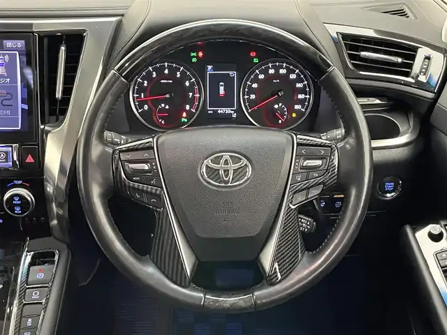 トヨタ ヴェルファイア Z Gエディション 愛知県 2018(平30)年 4.5万km ホワイトパールクリスタルシャイン アルパイン１１型ナビ　フルセグＴＶ　ＨＤＭＩ　アルパイン１２．８型後席モニター　ミラー型ドラレコ　前後ドラレコ　電動リアゲート　両側パワスラ　バックカメラ　黒革　シートヒーター　シートベンチレーション　オットマン　セーフティセンス　衝突軽減　追従クルコン　ＬＥDオートライト　フォグランプ　禁煙車