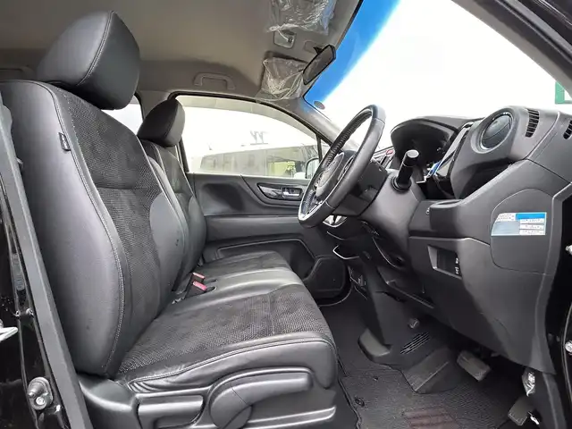 ホンダ Ｎ ＷＧＮ G スタイリッシュパッケージ 鳥取県 2015(平27)年 3.8万km スマートブラック 4WD/純正CDオーディオ/前席シートヒーター/キセノンライト/クルーズコントロール/純正14インチアルミホイール/プッシュエンジンスタート/アイドリングストップ/電動格納ミラー/フロアマット・ドアバイザー/保証書・取扱説明書/スタッドレスアルミセット積込