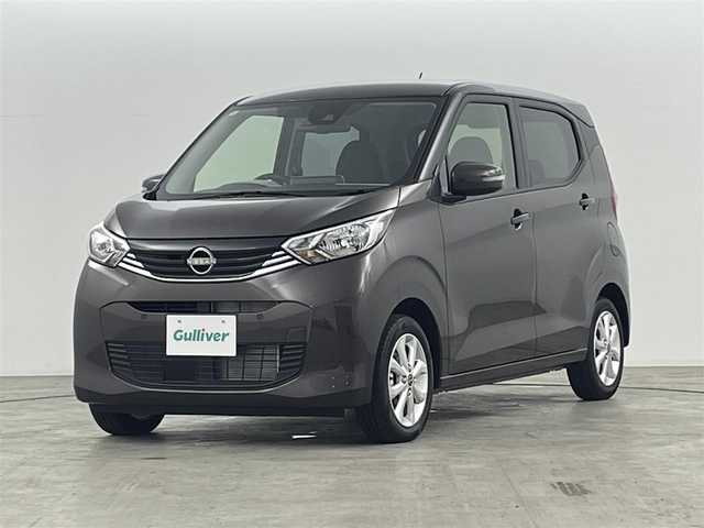 日産 デイズ X 福島県 2024(令6)年 0.1万km 茶 純正メモリナビゲーション　/【AM/FM/DVD/CD/Bluetooth/フルセグ】/型番:MM223D-L/アラウンドビューモニター　/エマージェンシーブレーキ　/車線逸脱警報　/純正前後ドライブレコーダ　/プッシュスタート　/・スマートキー　/ステアリングスイッチ　/コーナーセンサー　/USB充電　/寒冷地仕様　　/オートライト/・オートマッチクハイビーム/ウィンカーミラー/・オートミラー/USB入力端子/アイドリングストップ/・横滑り防止装置/