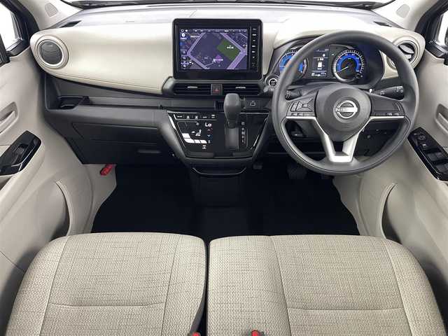 日産 デイズ X 福島県 2024(令6)年 0.1万km 茶 純正メモリナビゲーション　/【AM/FM/DVD/CD/Bluetooth/フルセグ】/型番:MM223D-L/アラウンドビューモニター　/エマージェンシーブレーキ　/車線逸脱警報　/純正前後ドライブレコーダ　/プッシュスタート　/・スマートキー　/ステアリングスイッチ　/コーナーセンサー　/USB充電　/寒冷地仕様　　/オートライト/・オートマッチクハイビーム/ウィンカーミラー/・オートミラー/USB入力端子/アイドリングストップ/・横滑り防止装置/