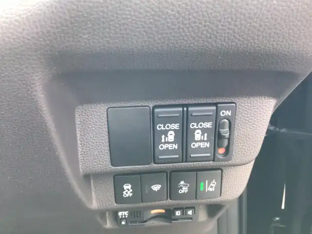 ホンダ フリード G ホンダセンシング 福井県 2020(令2)年 4.5万km クリスタルブラックパール 純正9型ナビ/純正フリップダウンモニター/両側電動ドア/LEDヘッドライト/ETC/バックカメラ/6人乗り/ホンダセンシング/クルーズコントロール/シートヒーター