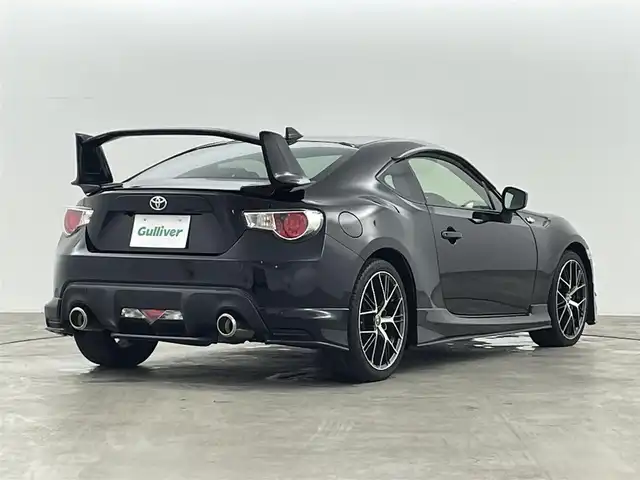 トヨタ ８６ GT エアロパッケージFT 福島県 2016(平28)年 6.5万km 黒 純正ＳＤナビゲーション　/【AM/FM/DVD/CD/Bluetooth/フルセグ】/型番:NSZT-W64/ドライブレコーダー　/バックカメラ　/ＥＴＣ　/フルエアロ　/クルーズコントロール　/プッシュスタート　/・スマートキー　/オービスレーダー　/ＬＥＤライト　/・オートライト　/・フォグライト/革巻きステアリング/・チルトステアリング/純正18インチAW/ヘッドライトレベライザー/純正フロアマット