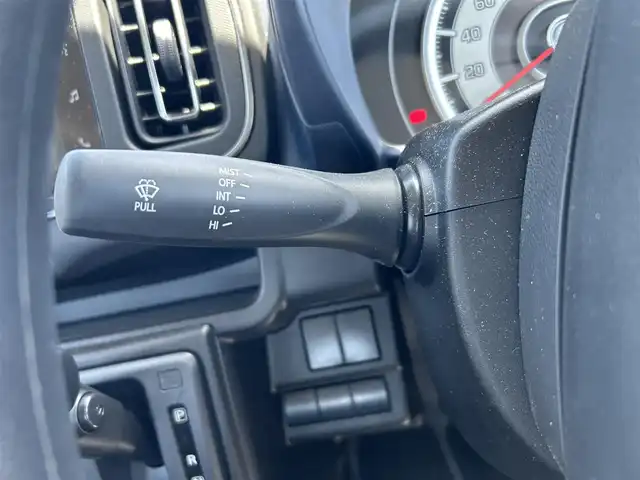 スズキ アルト ハイブリッドS 愛知県 2024(令6)年 0.5万km ソフトベージュメタリック/ホワイト スズキセーフティサポート/　　・デュアルカメラブレーキサポート/　　・誤発信抑制機能/　　・後方誤発進抑制機能/　　・車線逸脱警報機能/　　・ハイビームアシスト/　　・標識認識機能/純正7インチディスプレイオーディオ/　　・Bluetooth対応/USBポート/バックカメラ/ステアリングスイッチ/アイドリングストップ/シートヒーター（D席）/純正ホイールキャップ/電動格納ミラー