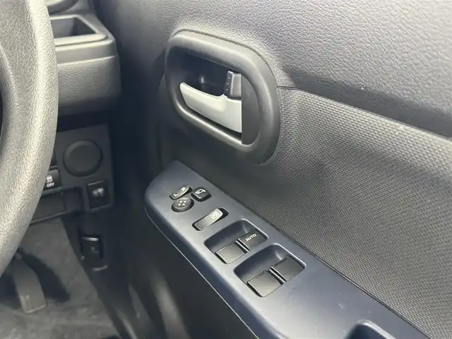 スズキ アルト ハイブリッドS 愛知県 2024(令6)年 0.5万km ソフトベージュメタリック/ホワイト スズキセーフティサポート/　　・デュアルカメラブレーキサポート/　　・誤発信抑制機能/　　・後方誤発進抑制機能/　　・車線逸脱警報機能/　　・ハイビームアシスト/　　・標識認識機能/純正7インチディスプレイオーディオ/　　・Bluetooth対応/USBポート/バックカメラ/ステアリングスイッチ/アイドリングストップ/シートヒーター（D席）/純正ホイールキャップ/電動格納ミラー