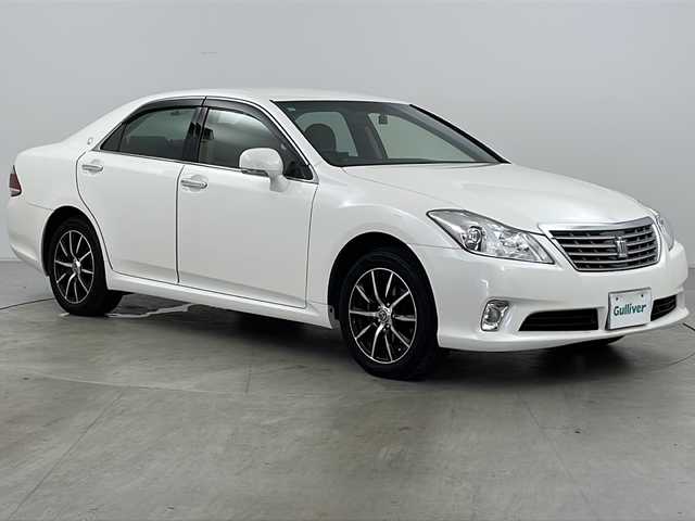 トヨタ クラウン ロイヤル Rサルーンi－FourSPナビP 道央・札幌 2012(平24)年 8.4万km ホワイトパールクリスタルシャイン ・4WD/・寒冷地仕様/・純正ナビ&CD&DVD&HDD&フルセグTV/・バックカメラ/・クルーズコントロール/・社外ドライブレコーダー前後/・ビルトインETC/・ECO MODE/・フロントワイパーデアイサー/・社外フロアマット/・HIDヘッドライト/・オートライト/・純正エンジンスターター/・スマートキー/・スペアキー