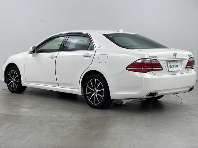 トヨタ クラウン ロイヤル Rサルーンi－FourSPナビP 道央・札幌 2012(平24)年 8.4万km ホワイトパールクリスタルシャイン ・4WD/・寒冷地仕様/・純正ナビ&CD&DVD&HDD&フルセグTV/・バックカメラ/・クルーズコントロール/・社外ドライブレコーダー前後/・ビルトインETC/・ECO MODE/・フロントワイパーデアイサー/・社外フロアマット/・HIDヘッドライト/・オートライト/・純正エンジンスターター/・スマートキー/・スペアキー