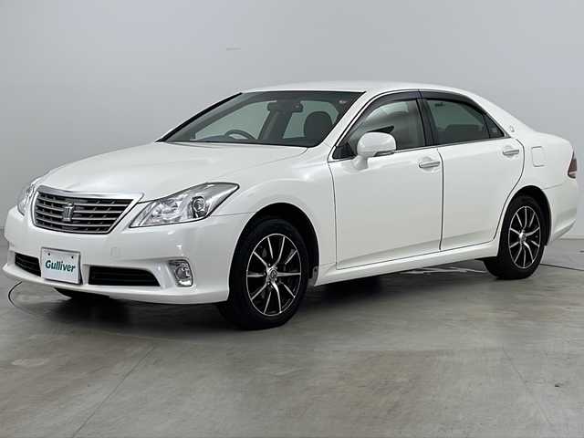 トヨタ クラウン ロイヤル Rサルーンi－FourSPナビP 道央・札幌 2012(平24)年 8.4万km ホワイトパールクリスタルシャイン ・4WD/・寒冷地仕様/・純正ナビ&CD&DVD&HDD&フルセグTV/・バックカメラ/・クルーズコントロール/・社外ドライブレコーダー前後/・ビルトインETC/・ECO MODE/・フロントワイパーデアイサー/・社外フロアマット/・HIDヘッドライト/・オートライト/・純正エンジンスターター/・スマートキー/・スペアキー